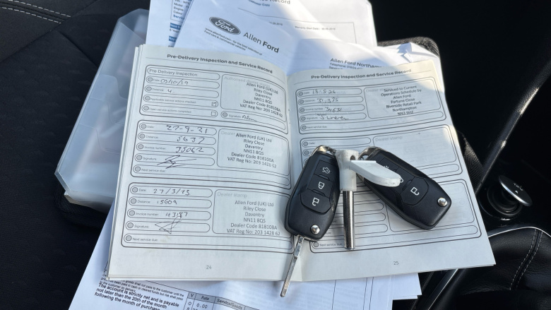 Ford Fiesta 1.1 Zetec 5dr Petrol Hatchback